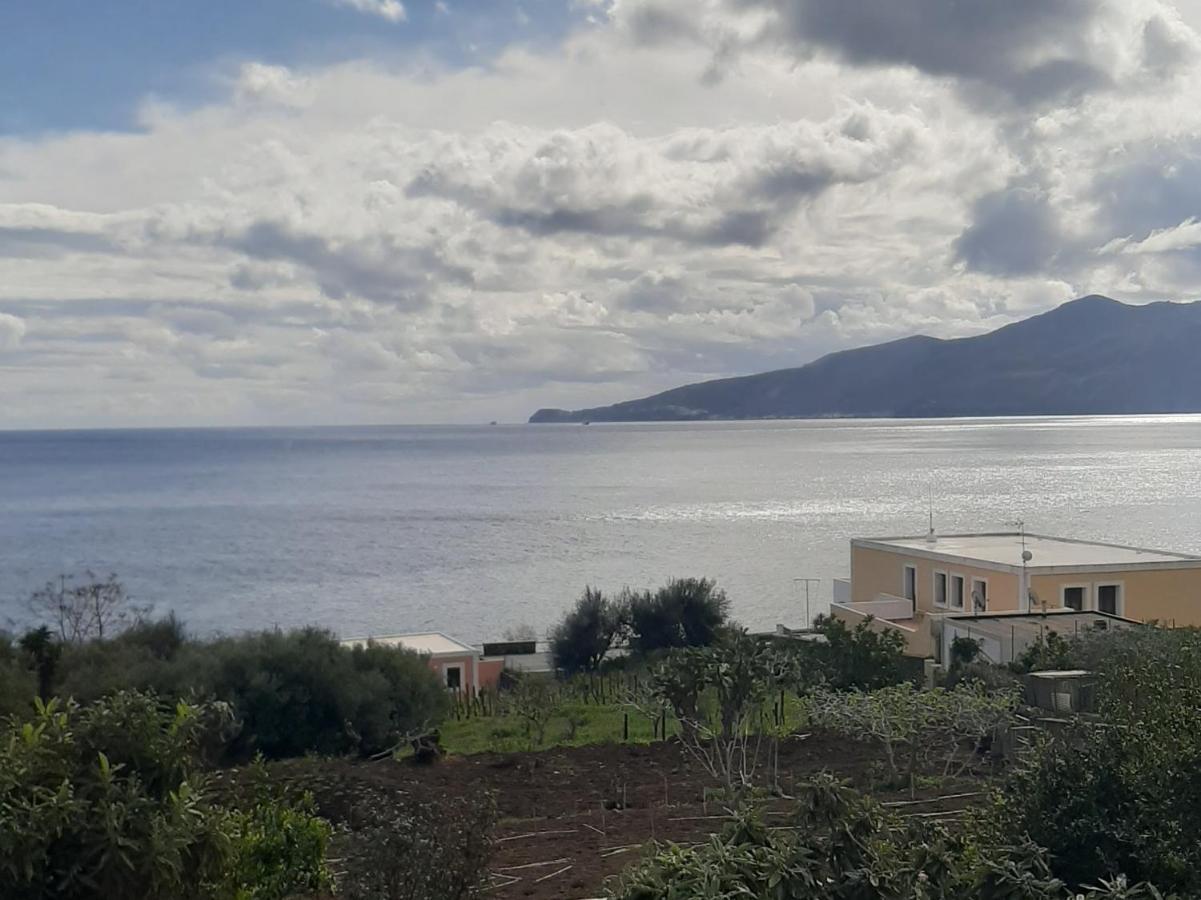 Villa Insolia Santa Marina Salina Exteriér fotografie